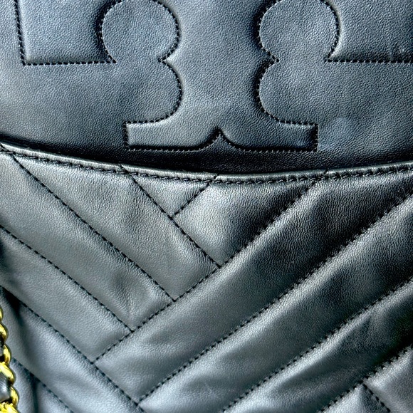 Tory Burch Handbags - Tory Burch Bag